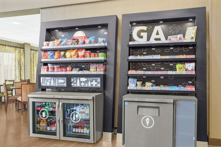 Snack bar