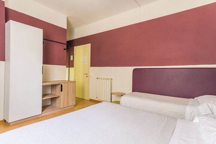 Room 77 of 241