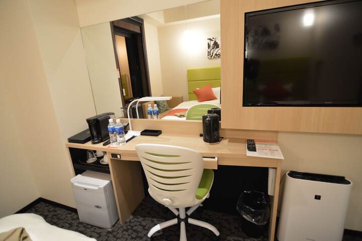 Room 15 of 70