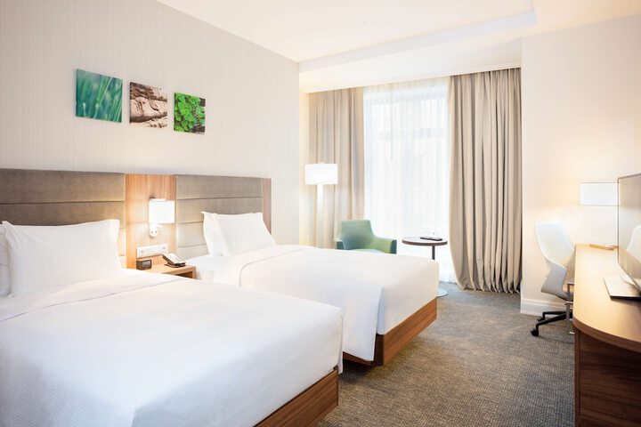 Room 32 of 113
