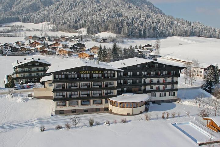 Hotel 53 of 54