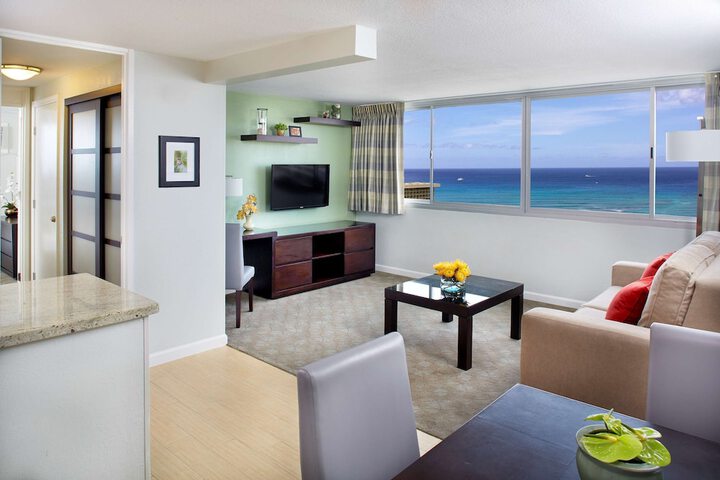 Room 4 of 27