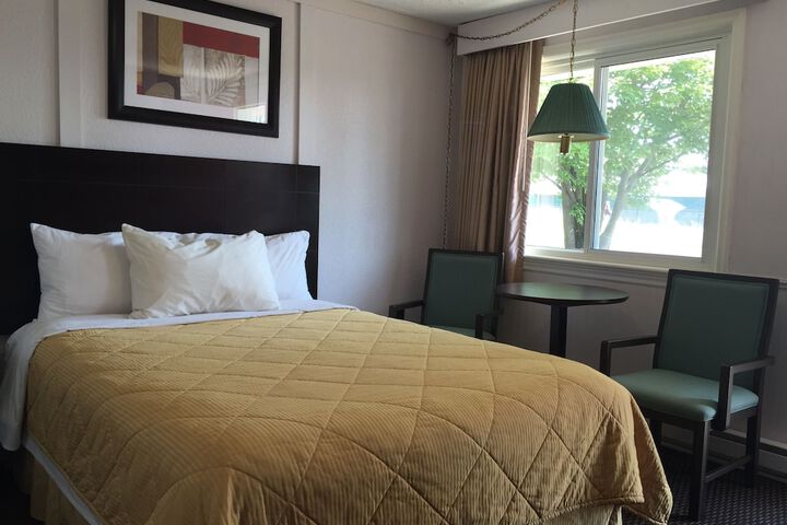 Room 27 of 57