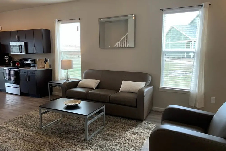 Image of 4BR Comfort House With Modern Amenities
