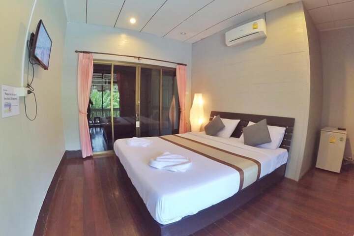 Room 12 of 45