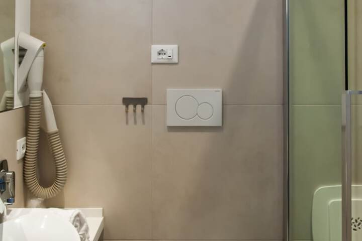 Room 15 of 55
