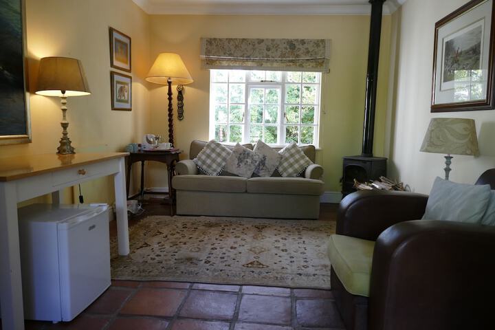 Room 8 of 28