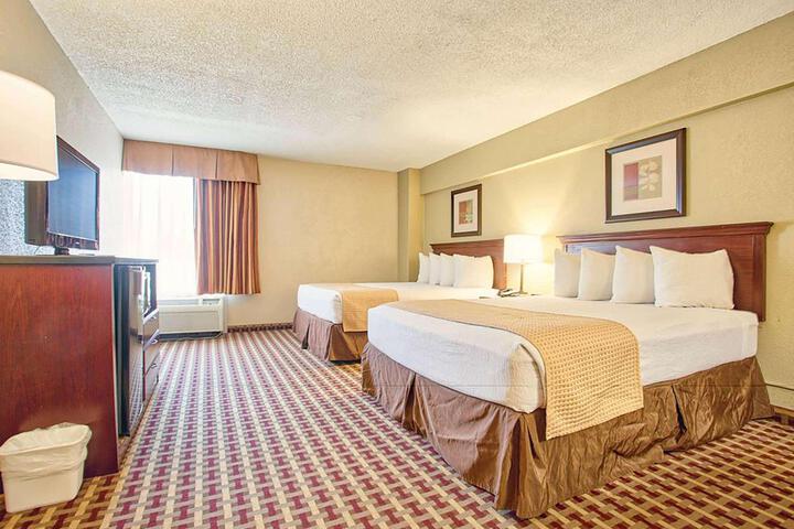 1 King Bed (6 of 6)