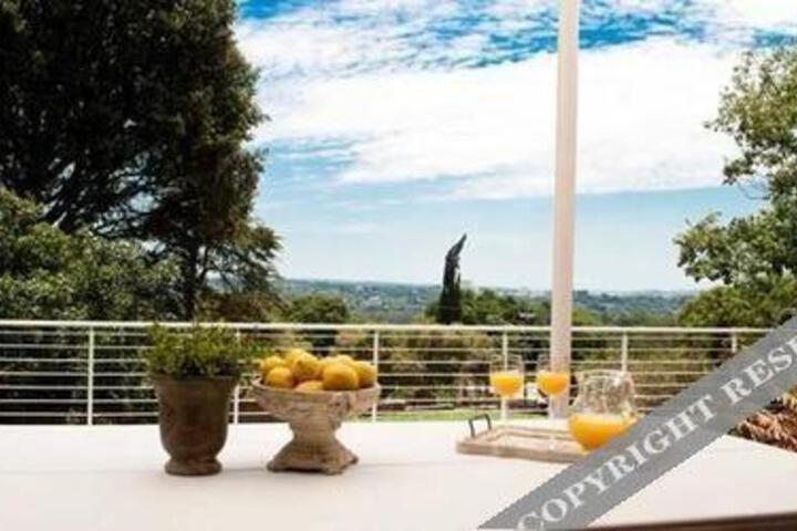Image of Stay 2 Live Groenkloof