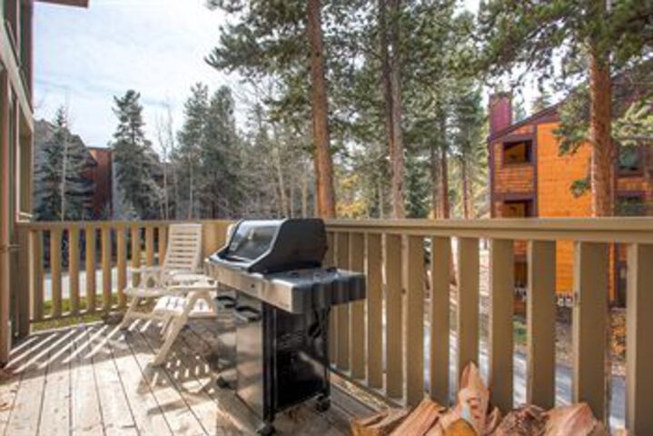 Terrace/Patio 3 of 38