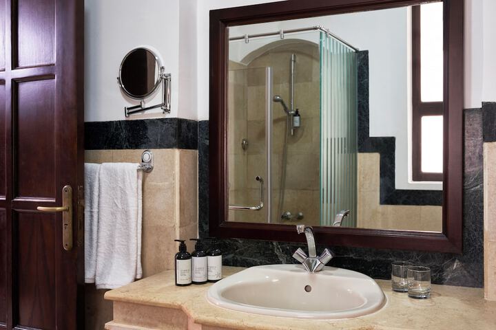 Clean Restrooms