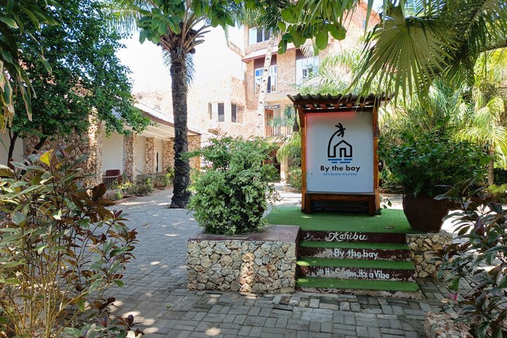 Hotel Exterior 118 of 146