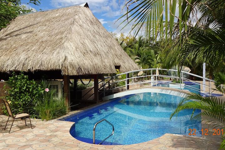 Pool 40 of 67