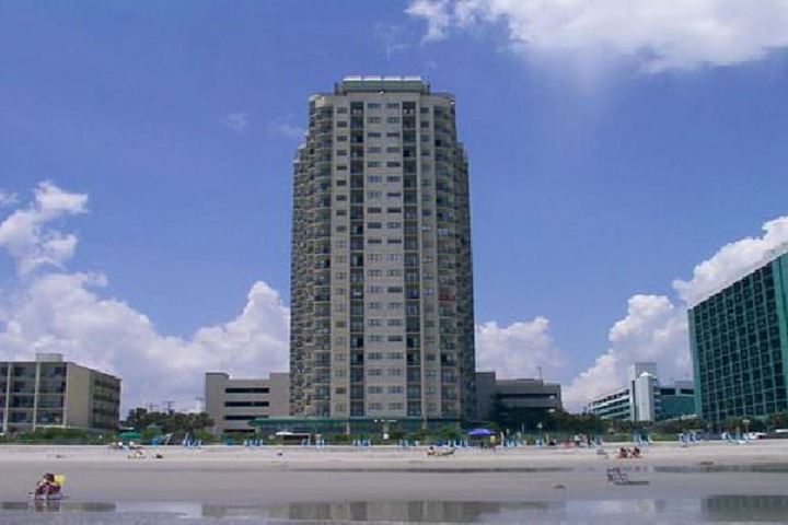 Exterior of The Palace Resort by MB Rooms for Rent