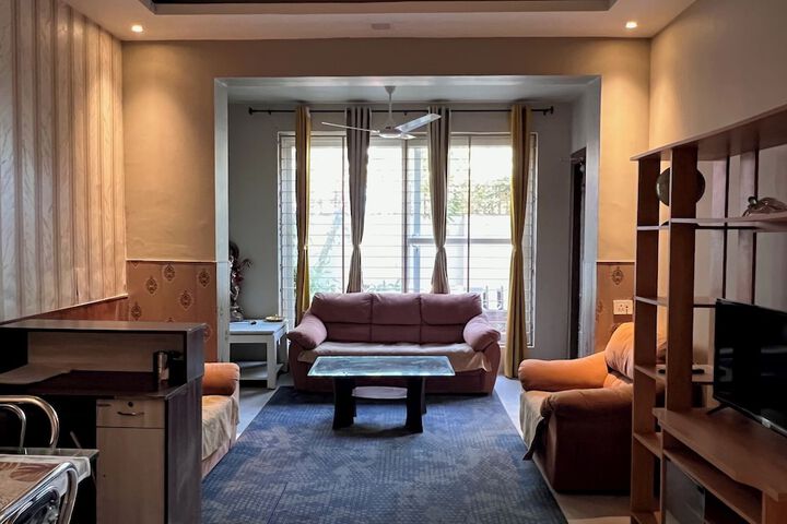 Room 32 of 58