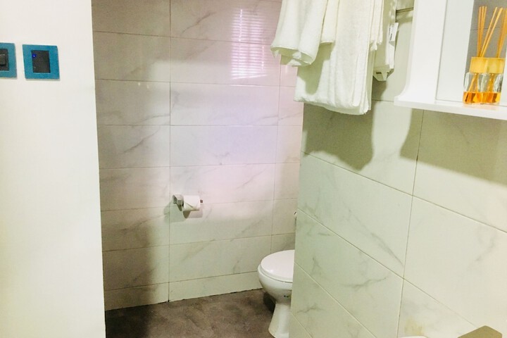 Room 18 of 23
