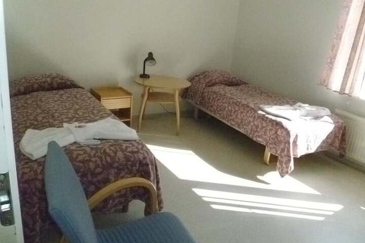 Room 5 of 27