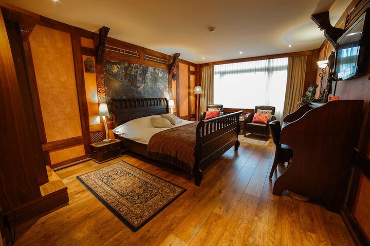 Room 12 of 67