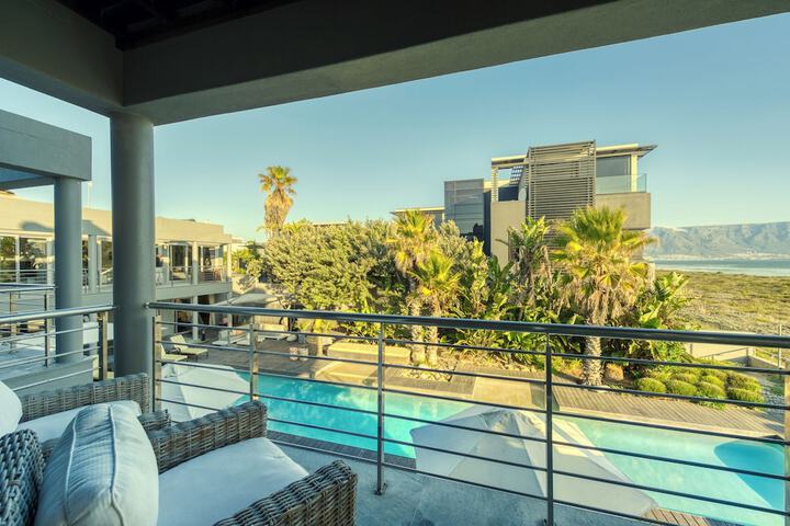 Terrace/Patio 88 of 146