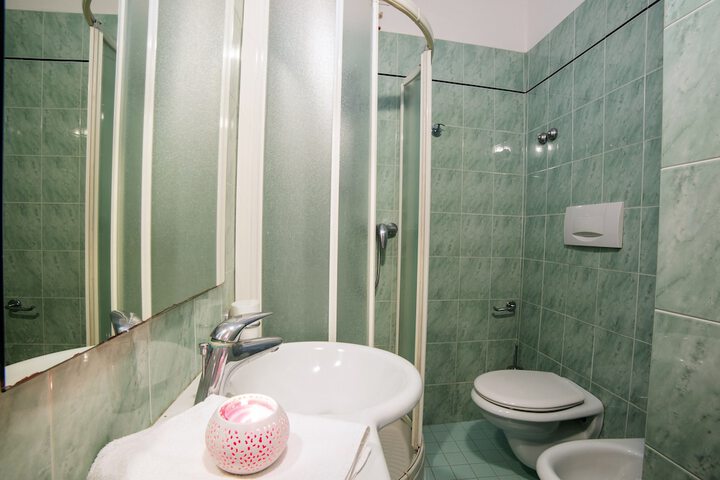 Clean Restrooms
