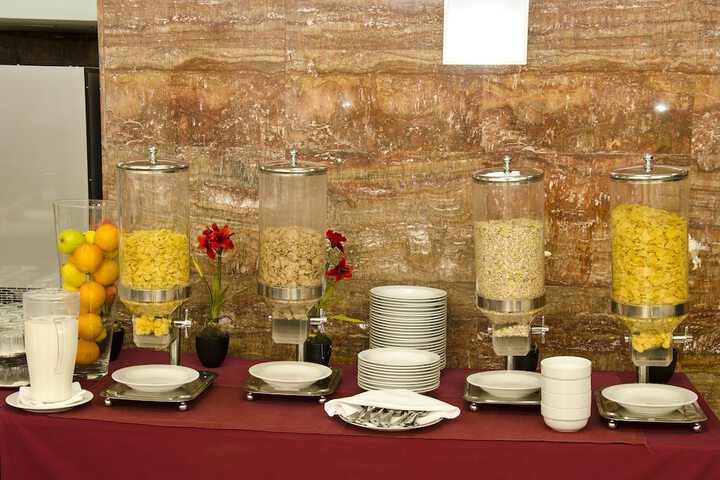Breakfast/Coffee Service 36 of 63