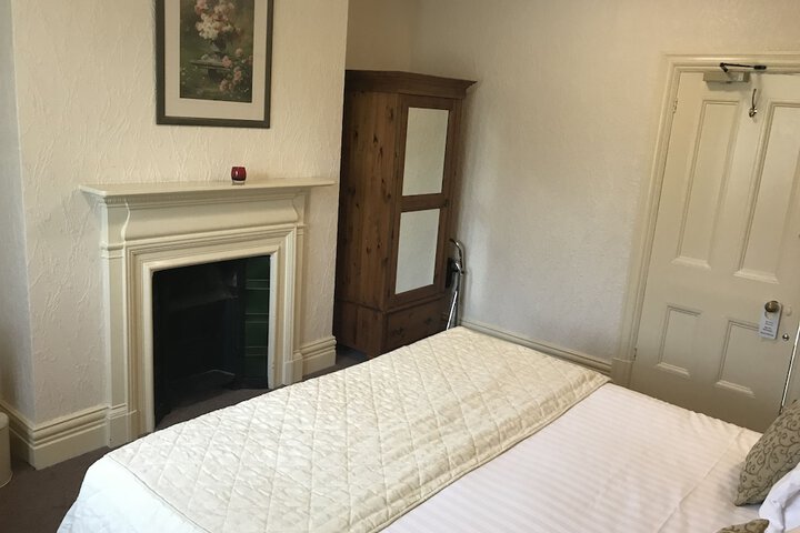 Room 7 of 69