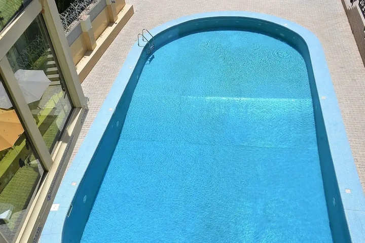 Pool 14 of 23