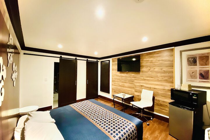 Standard | King Bed (14 of 40)