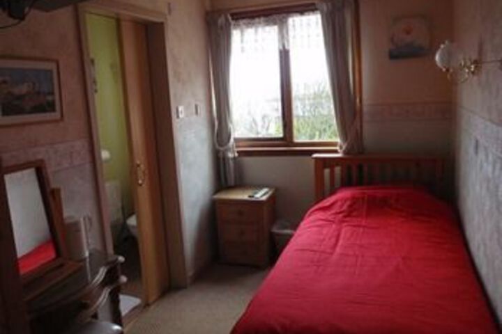 Room 14 of 14