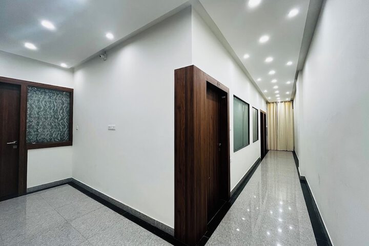 Hotel 14 of 16