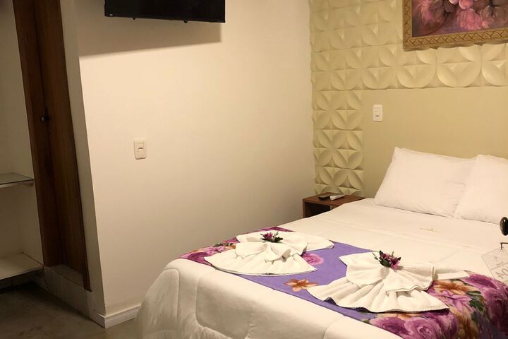 Room 13 of 15