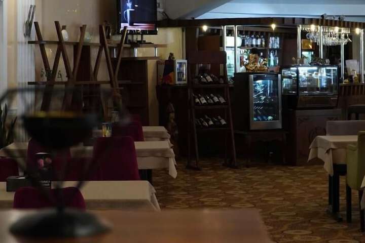 Dining 88 of 100