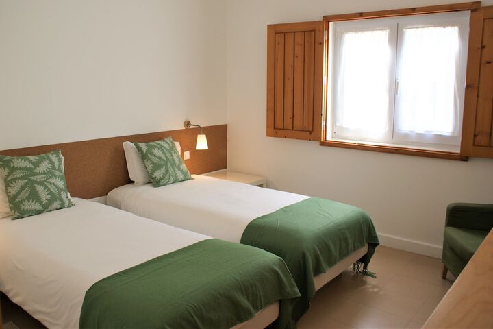 Room 8 of 63