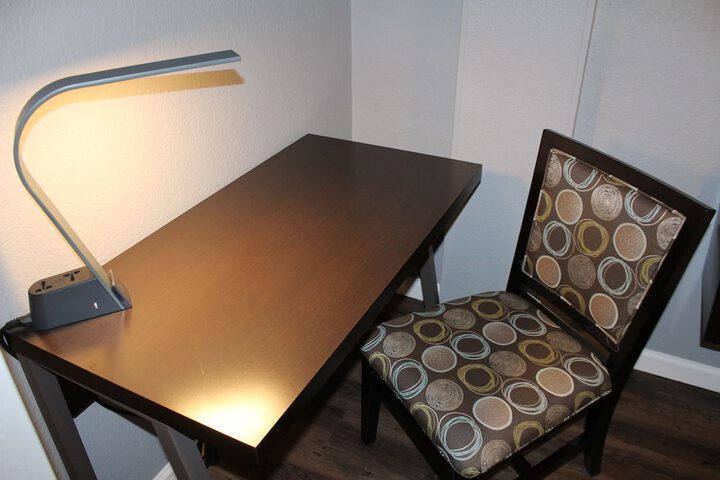 Room 10 of 22