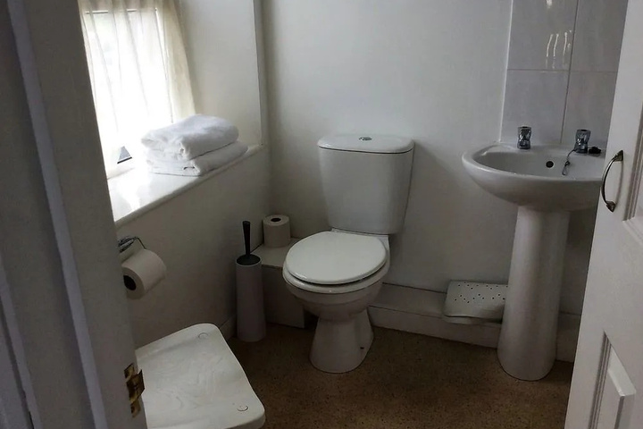 Room 15 of 20