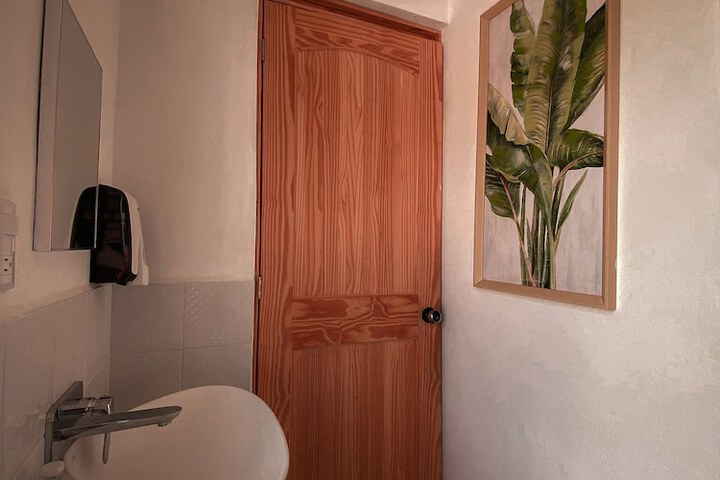 Room 43 of 69