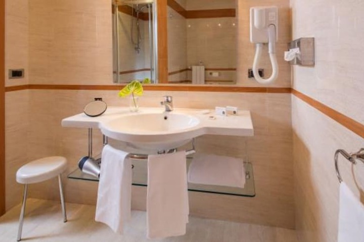 Bath Interior