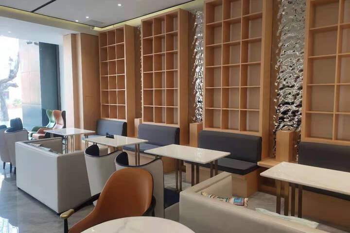Hotel Interior 8 of 14