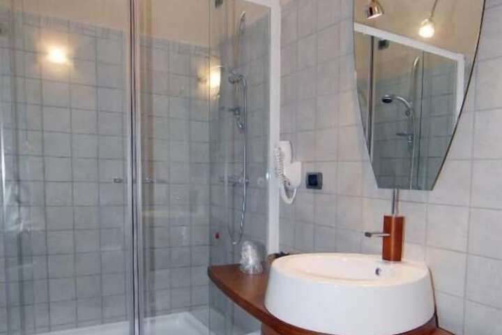 Bath Photo