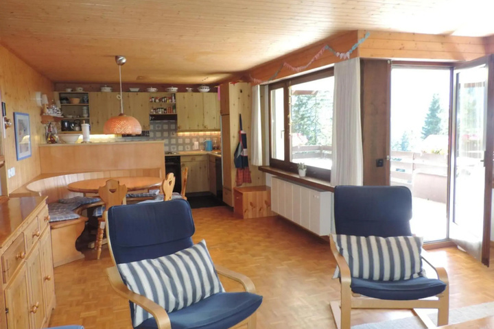 Room 3 of 16