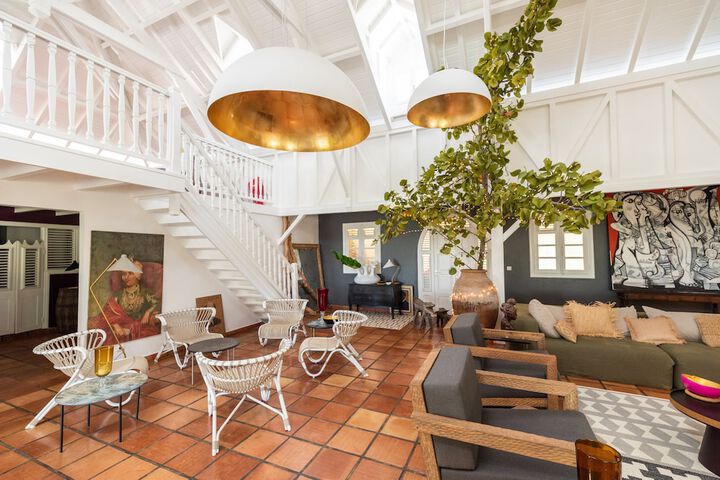 Lobby Entry