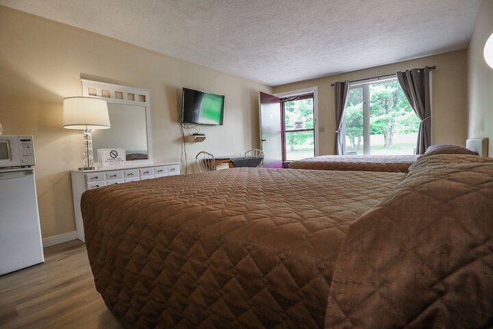 Room 7 of 27