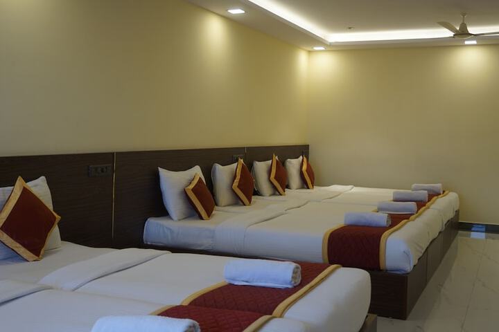 Room 70 of 128