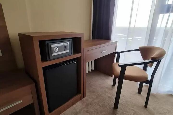 Room 21 of 51