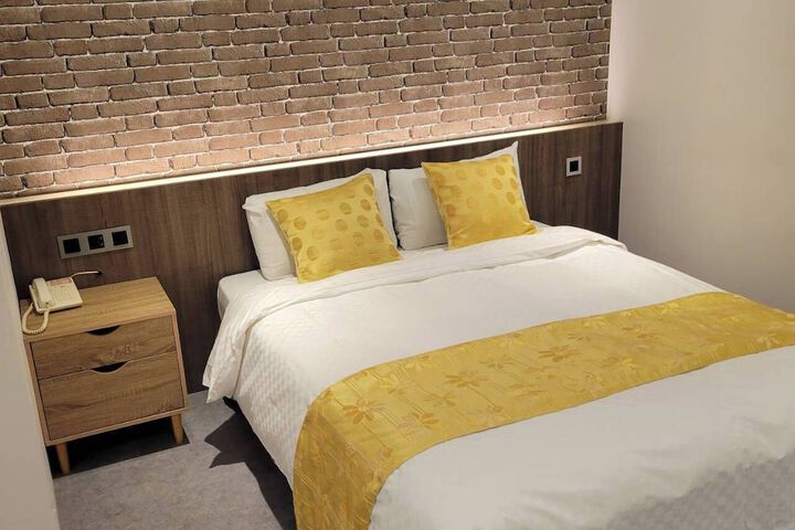 Room 14 of 59