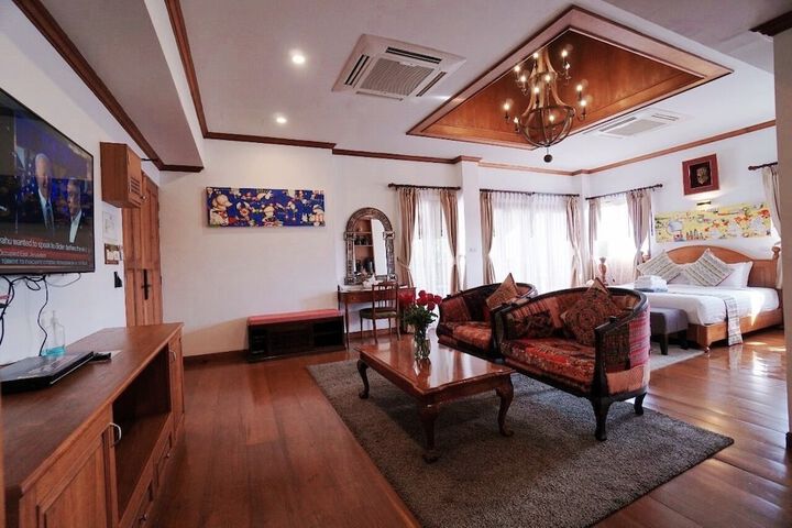 Hotel Interior 106 of 139
