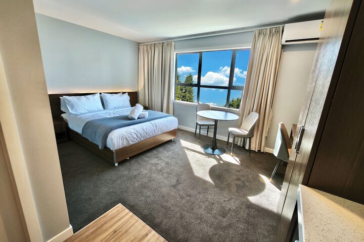 Room 7 of 31