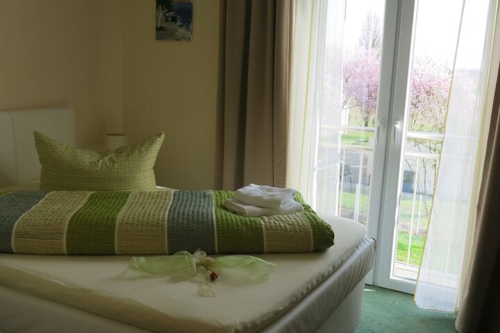 Room 2 of 54