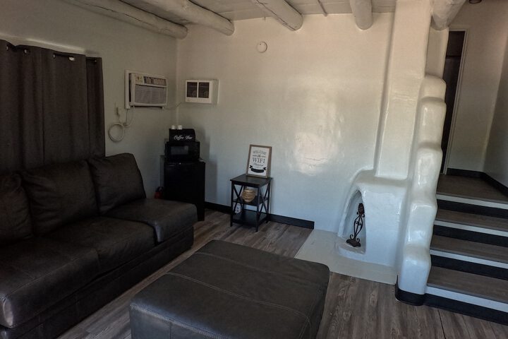 Room 44 of 66