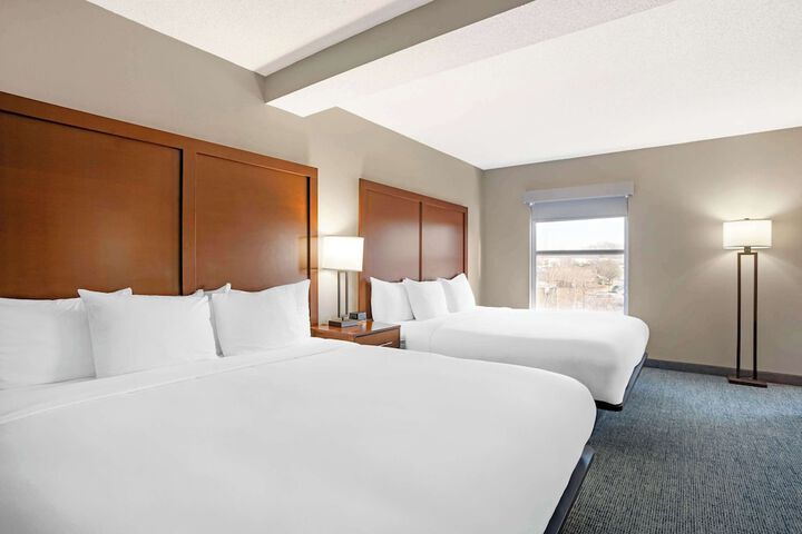 1 King Bed Suite (7 of 21)